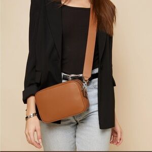 Leatherology Meadow Double Zip Camera Bag